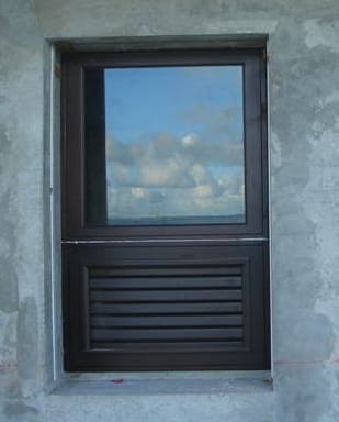 Mahogany fixed window 3